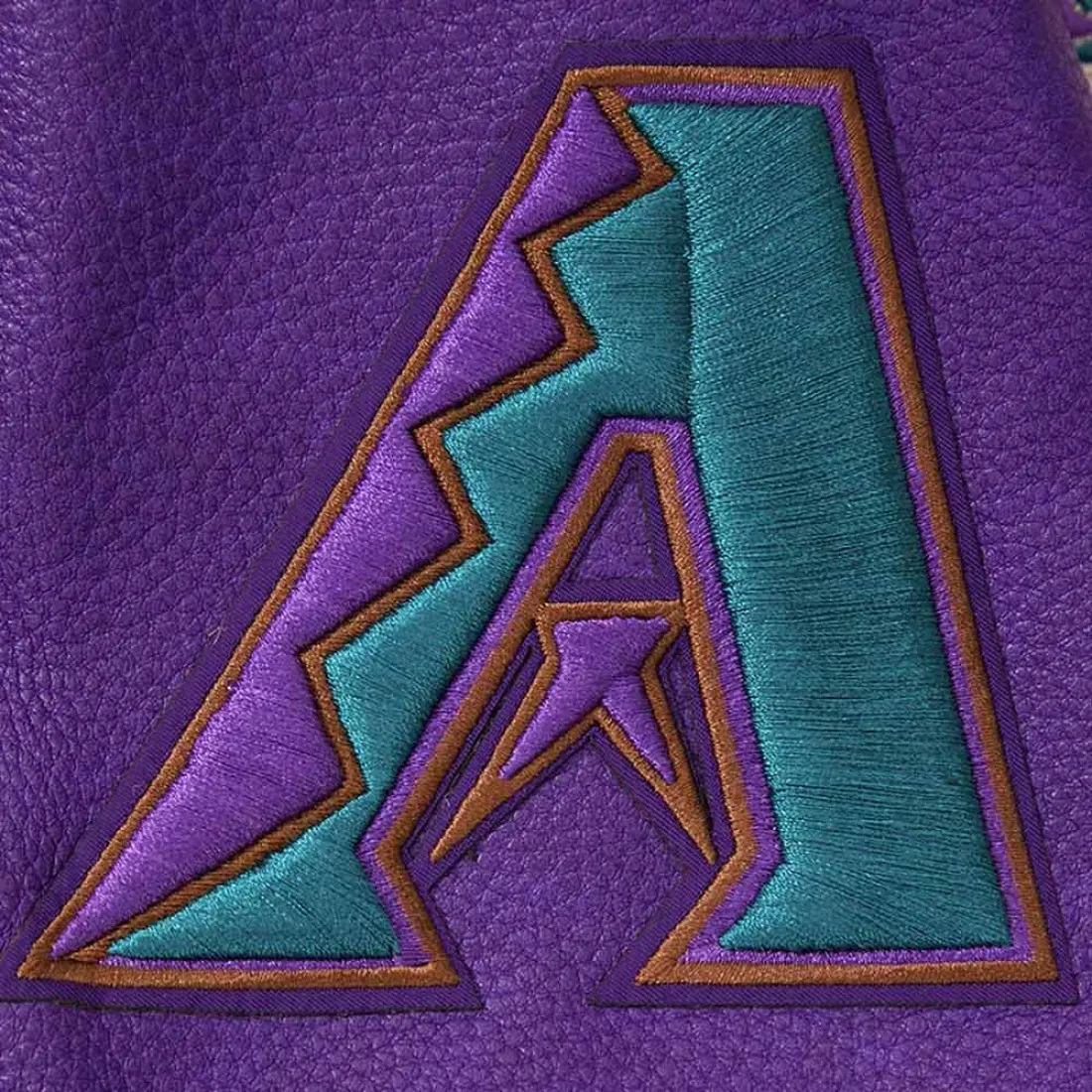 retro-classic-rib-arizona-diamondbacks-purple-and-white-jacket-1100x1100